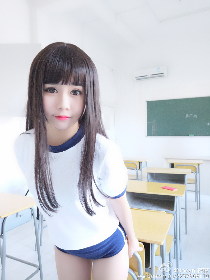 8564b2d6gw1fag6ugko0kj20xr190e81.jpg
