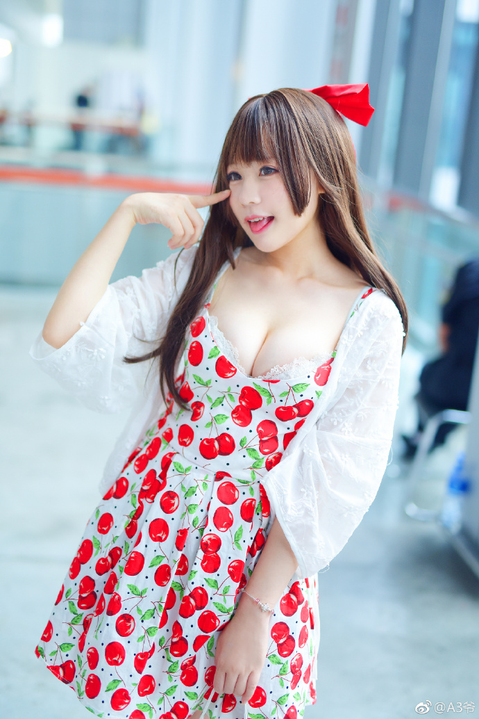 67a2f6d6gy1fhqdgtxpv9j21nc2gw4qu.jpg