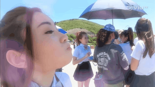 6EFE01B5-80E7-413D-B6A6-D52EA9A2C59E.gif