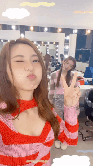 1B917F34-479D-4FA3-B6F2-E0E2645D69F0.gif