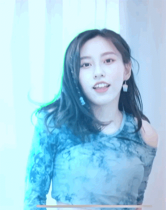 34289558-64DF-40F8-88DE-94BE6B995C5A.gif
