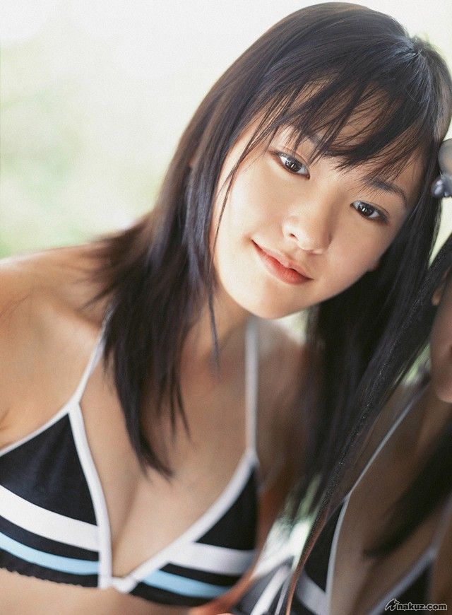 aragaki_yui_13_02.jpg