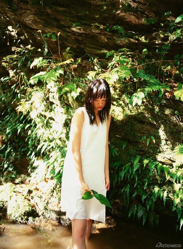 aragaki_yui_12_05.jpg