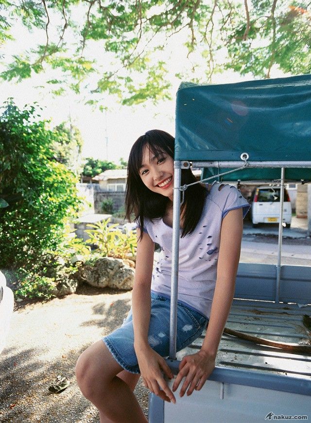 aragaki_yui_14_08.jpg