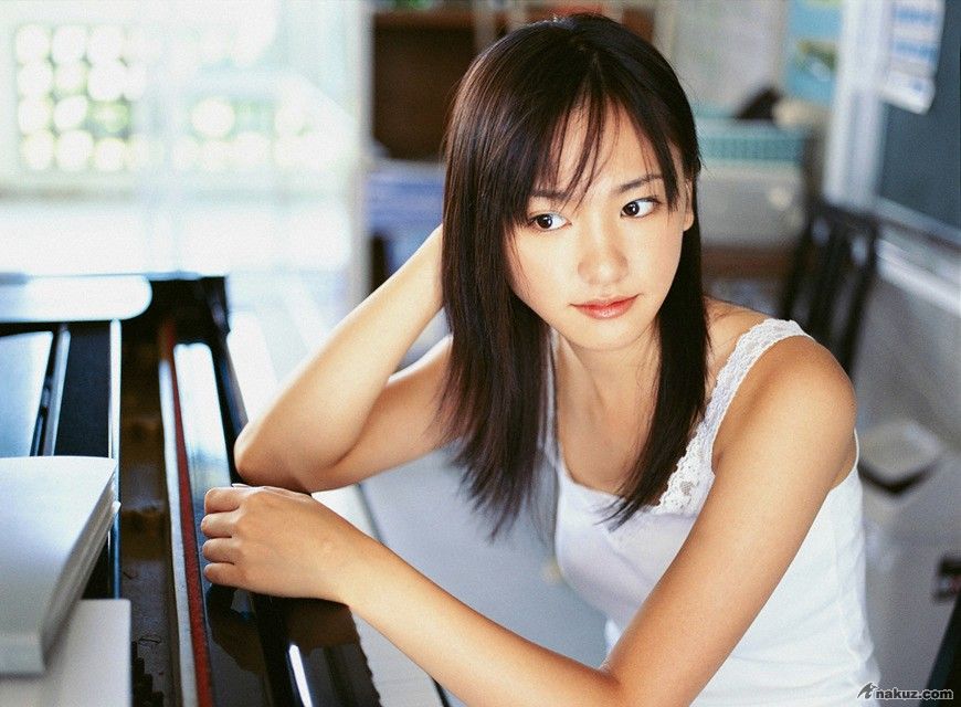 aragaki_yui_14_04.jpg