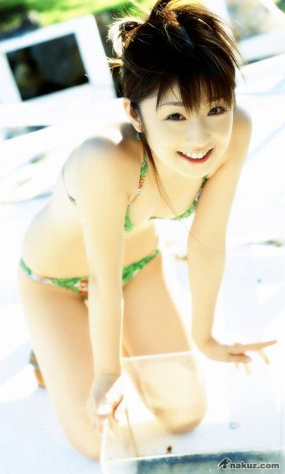 yuko-ogura-0005.jpg