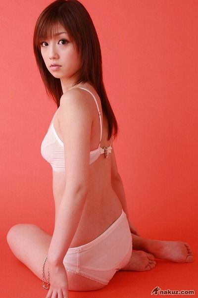 yuko-ogura-0111-058.jpg