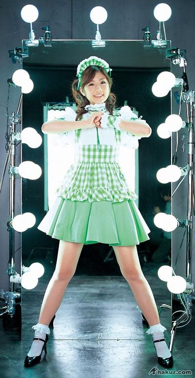 yuko-ogura-0312-005.jpg