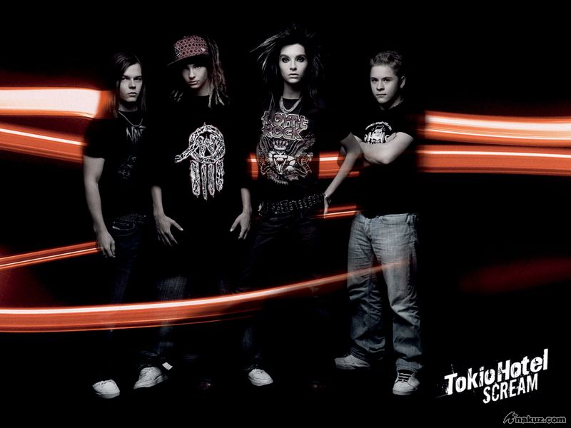 scream1024band.jpg