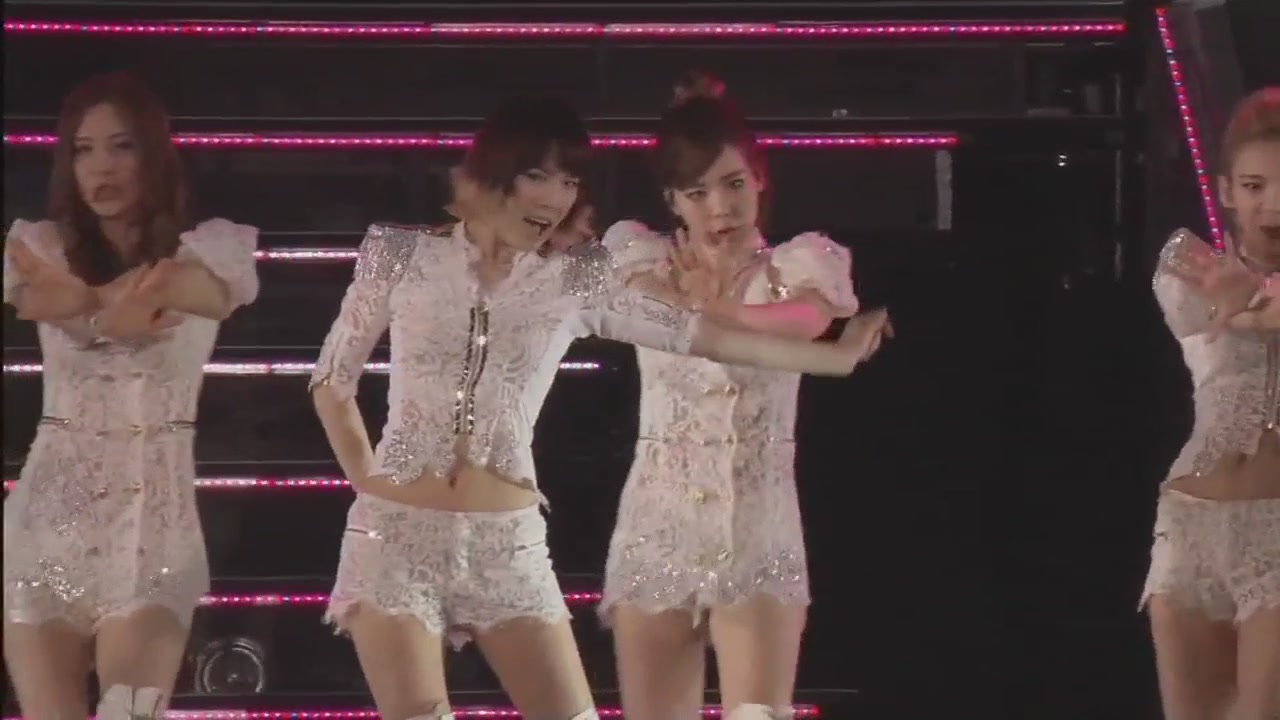 [DLKOO.com] SNSD - Girls Generation Arena Tour 2011 Concert 110629[18-43-56].JPG