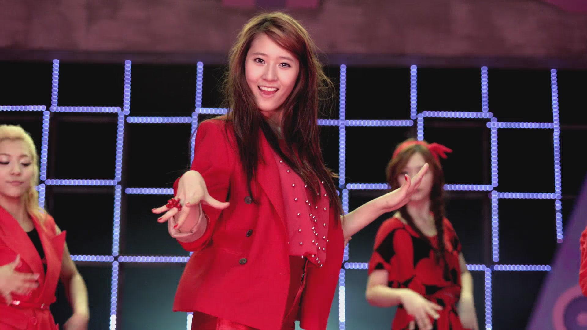 [DLKOO.com]f(x) - Hot Summer (Bugs) (HD-1080p)[17-43-27].JPG