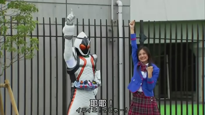 [KRL][kamen_rider_FOURZE][01][RMVB][TEST].rmvb_snapshot_22.51_[2011.09.06_01.47.43].jpg