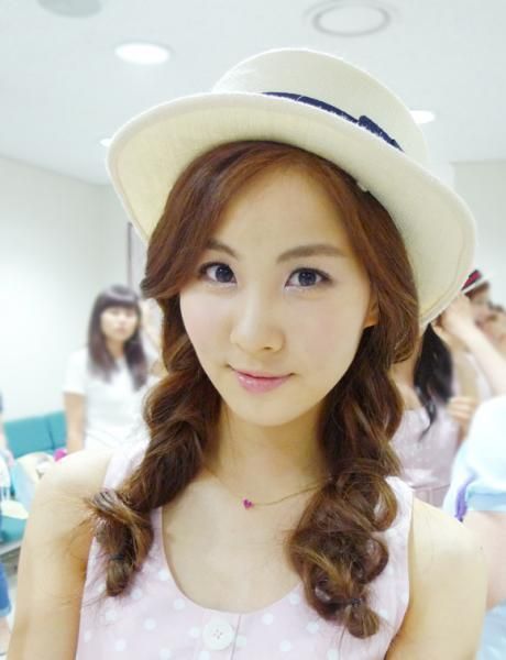 seohyun_snsd_19092009123812.jpg