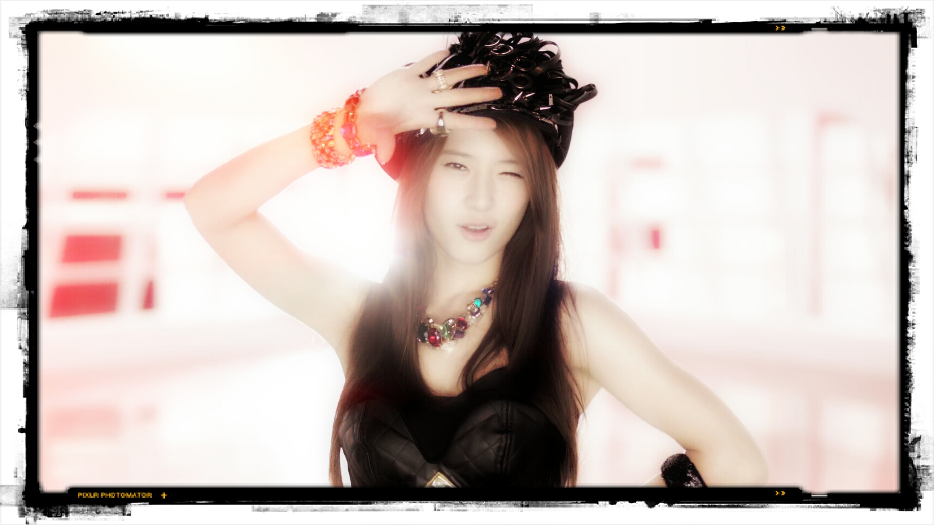[DLKOO.com]f(x) - Hot Summer (Bugs) (HD-1080p)[17-44-25] - Antonio,Redrum,Peri1.jpg