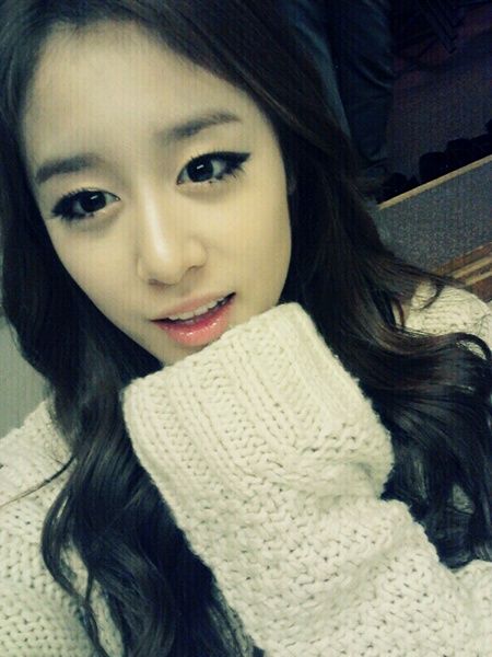 111122-jiyeon.jpg