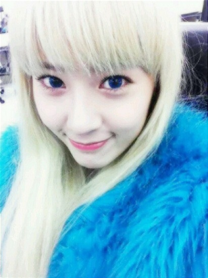 20120106_krystal_foreign.jpg