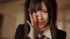 8LUGH0_480.gif