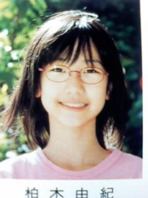 AKB48-B-kasiwaki-yuki-kids.jpg