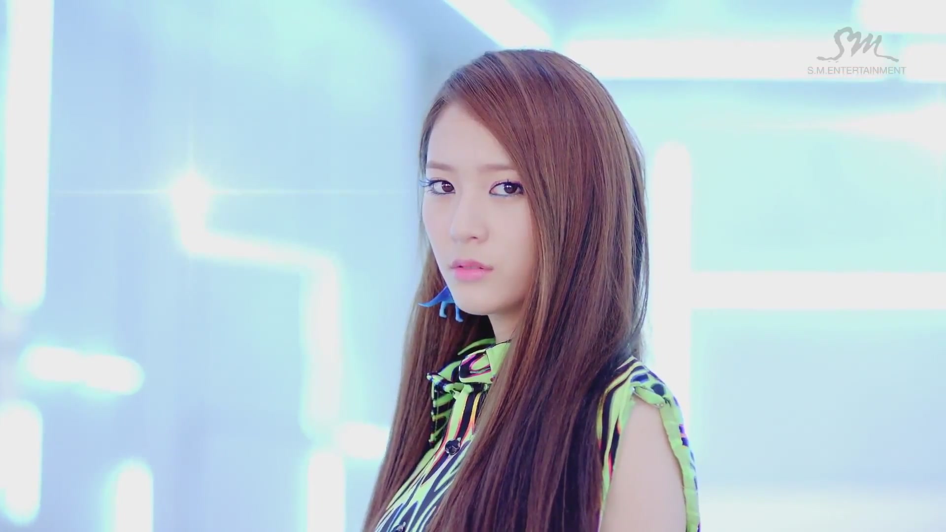 에프엑스_Electric Shock_Music Video Teaser_(1080p)[17-58-46].JPG