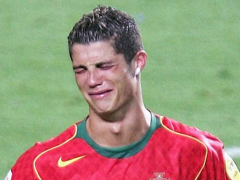 cristiano_ronaldo_2004_photo-1311135224.jpg