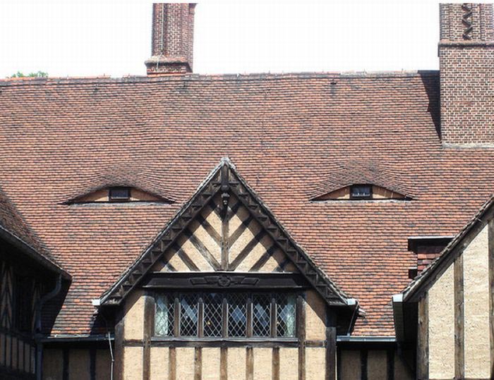 buildings-with-unintentionally-funny-faces-3.jpg