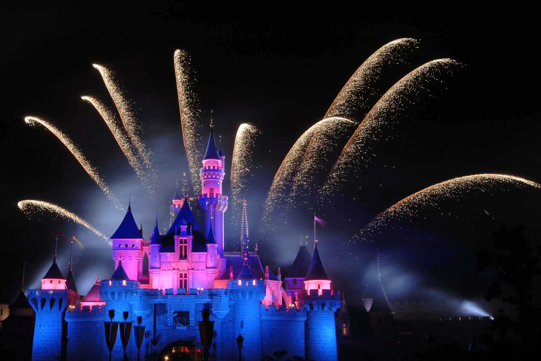 Disney_in_The_Stars_Fireworks.JPG