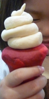 食甜筒.jpg