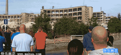 2014091418411867640.gif