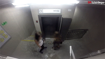 7aa98e72gw1ek36s0gun9g209q05hkjl.gif