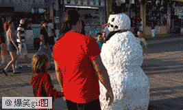 79a00895tw1en5hujtcgog207f04g4p4.gif